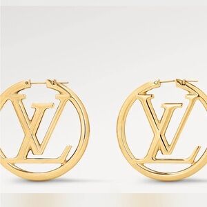 Louis Vuitton Elegant Gold LV Earrings